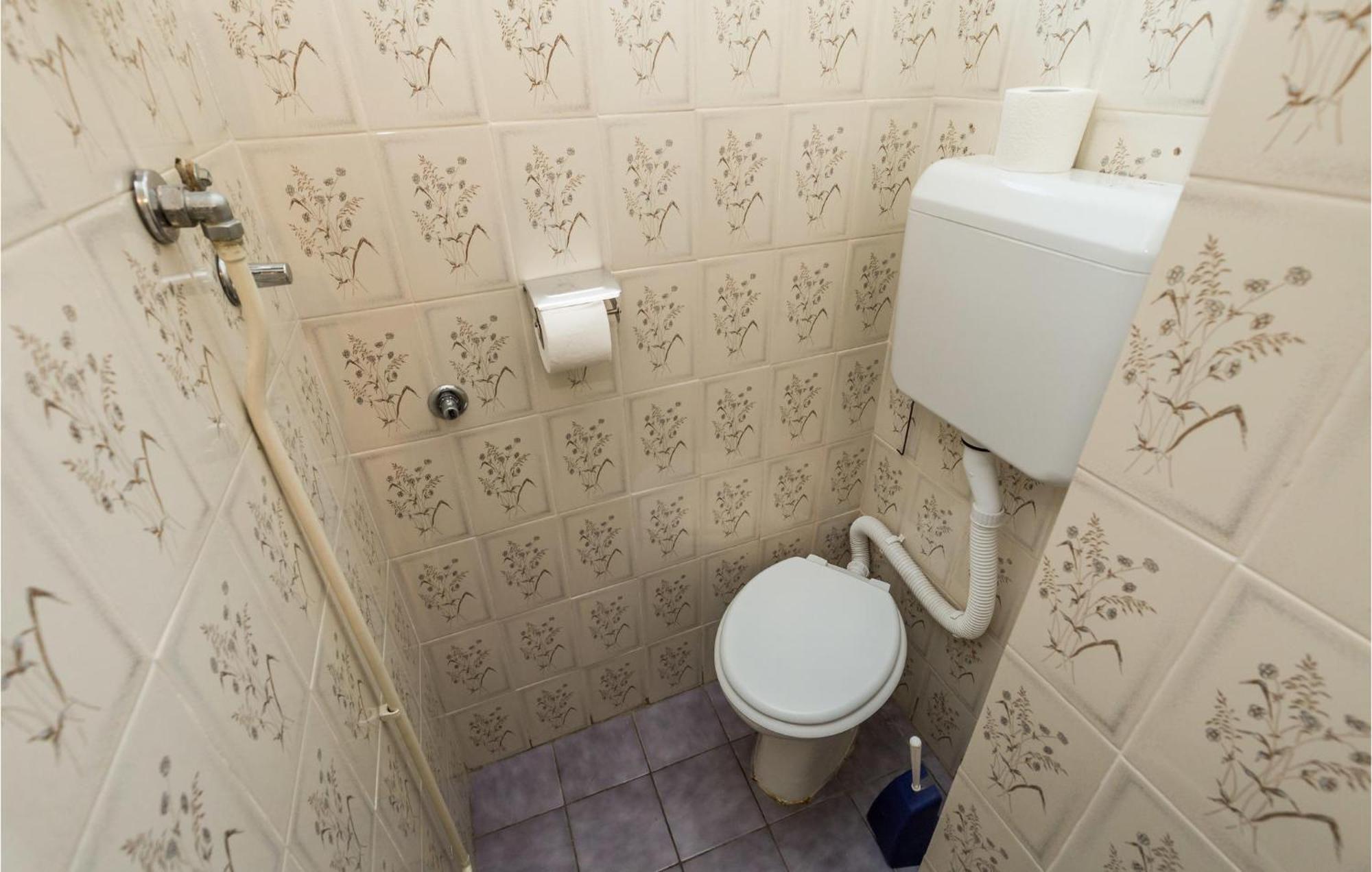 4 Bedroom Awesome Apartment In سفيتي يوراي المظهر الخارجي الصورة