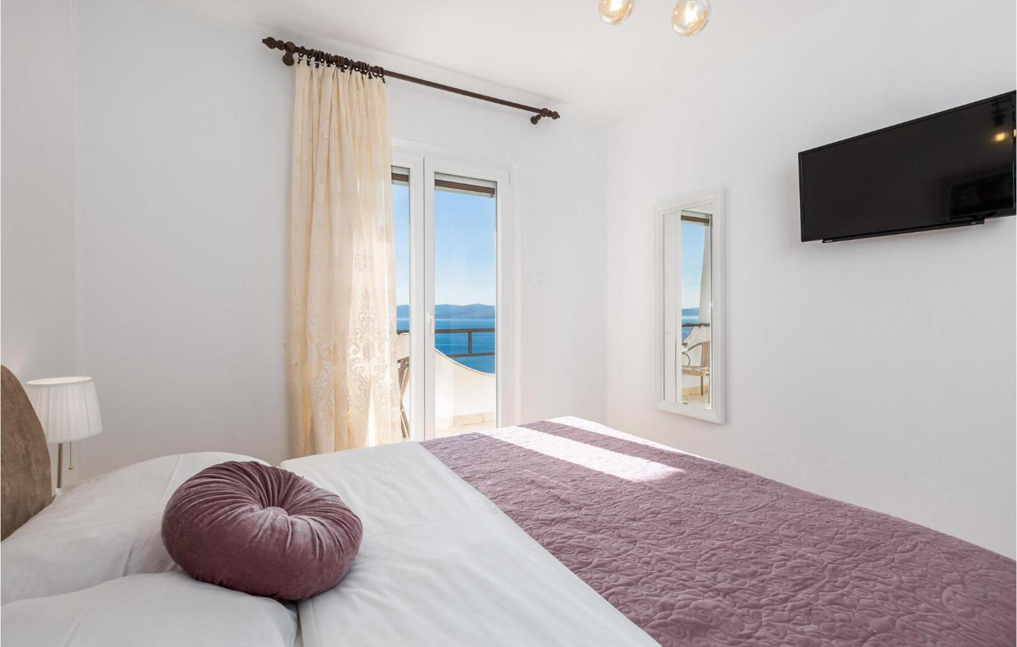 4 Bedroom Awesome Apartment In سفيتي يوراي المظهر الخارجي الصورة