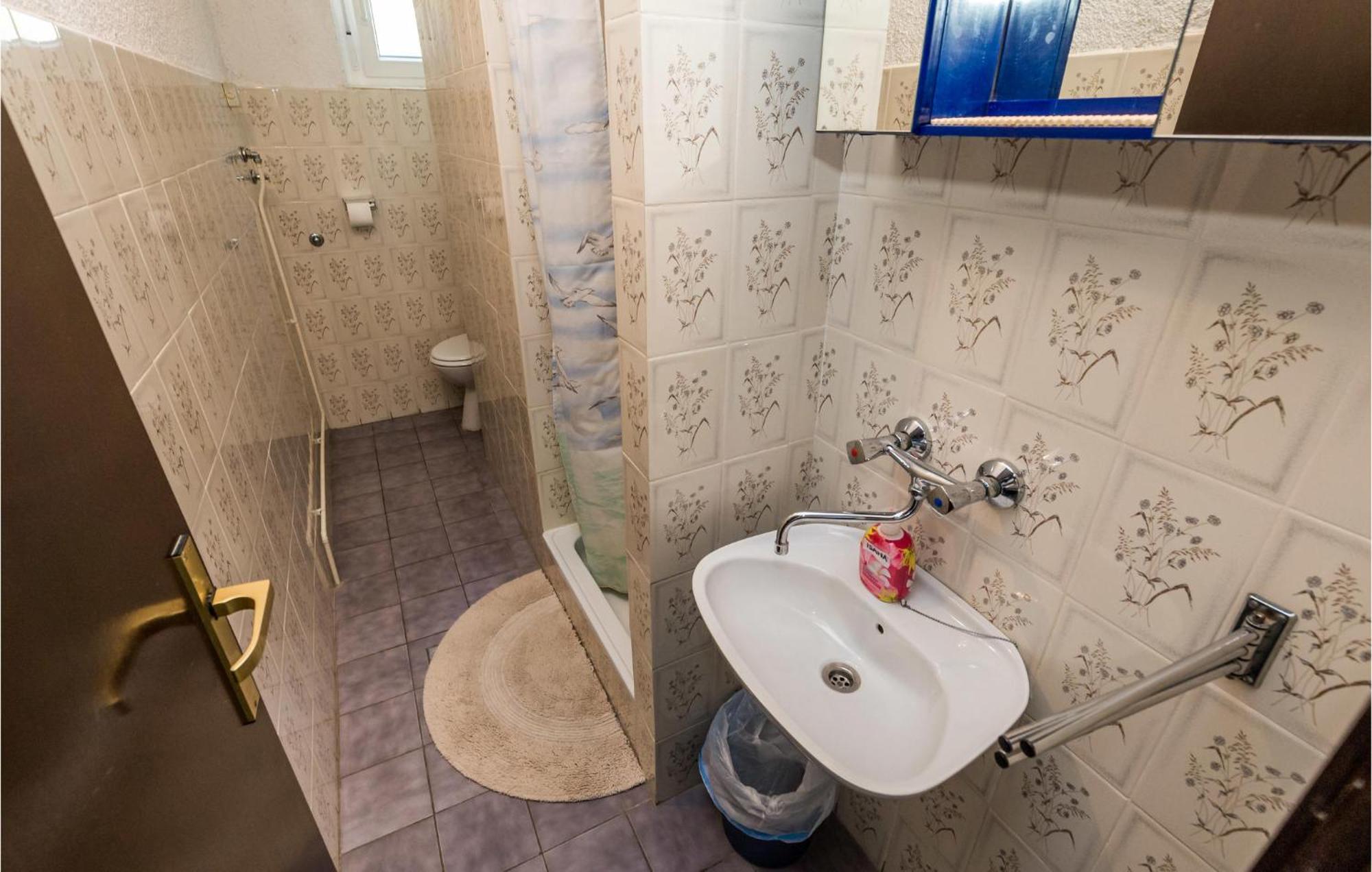 4 Bedroom Awesome Apartment In سفيتي يوراي المظهر الخارجي الصورة
