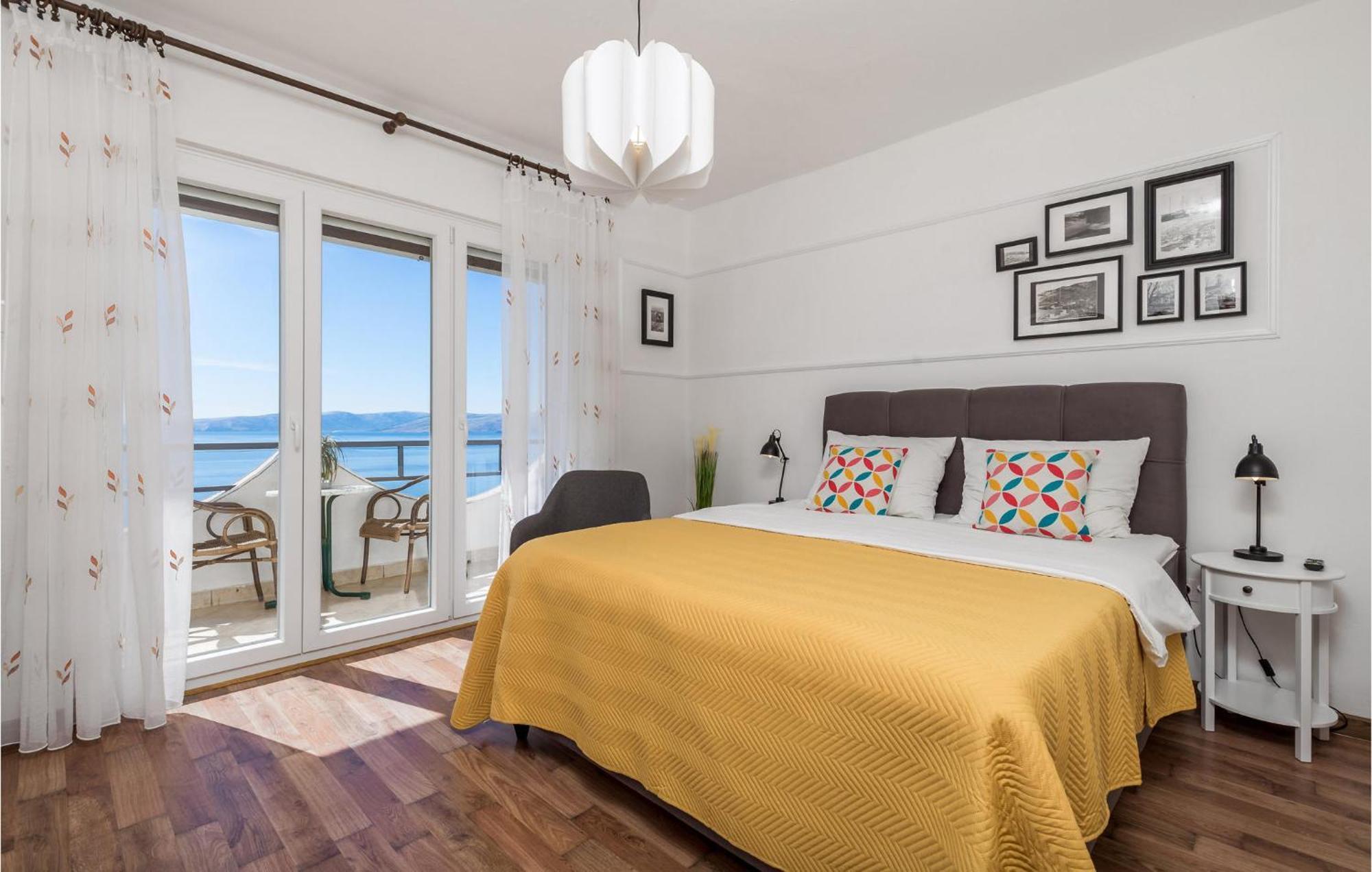 4 Bedroom Awesome Apartment In سفيتي يوراي المظهر الخارجي الصورة